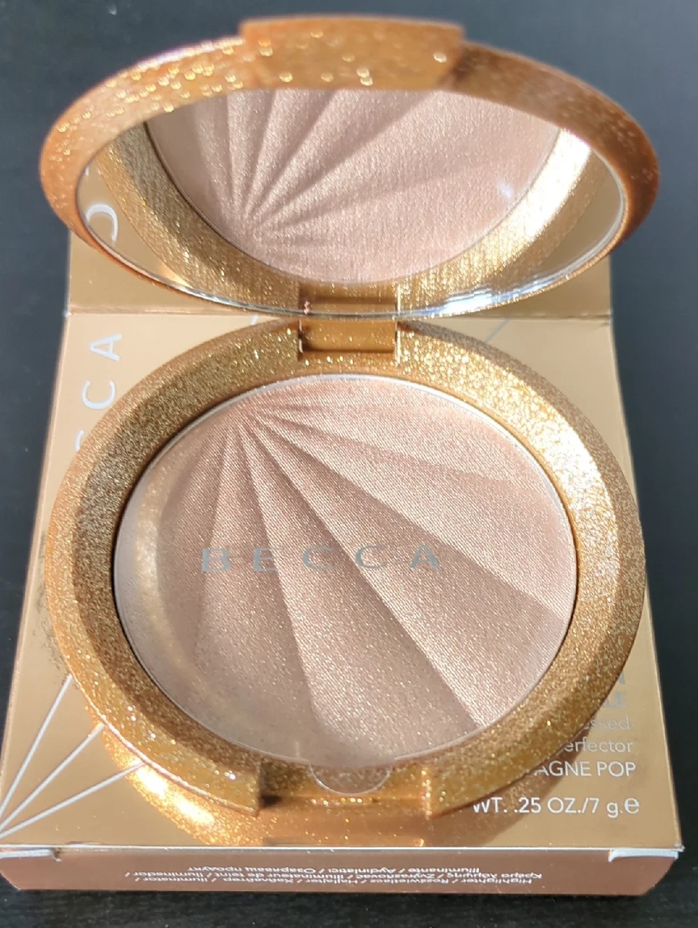 Becca Champagne Pop Ltd. Edition - Picture 2 of 5